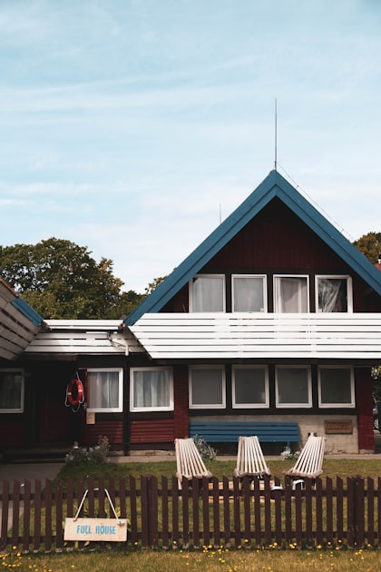 Booking Your Stay at Fish House